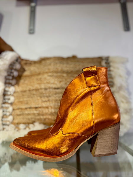 Metallic Heeled Short Cowboy Boot | 06106 | Orange