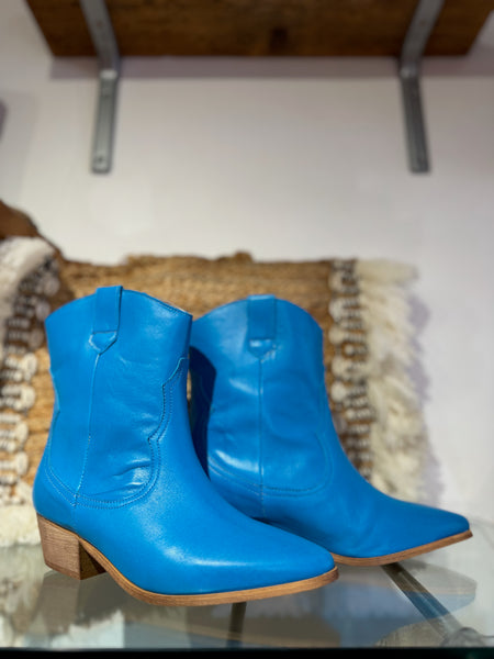 Leather Short Cowboy Boot | 05810 | Turquoise Blue