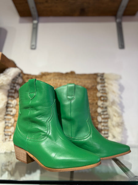 Leather Short Cowboy Boot | 05810 | Bright Green