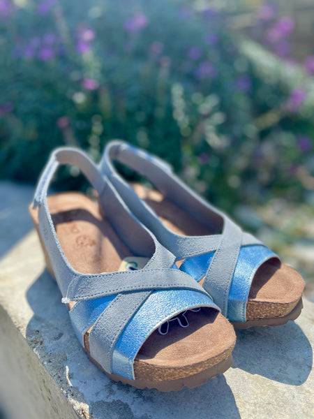 Mora-014 Wedge Sandal | Sky Blue/Metallic