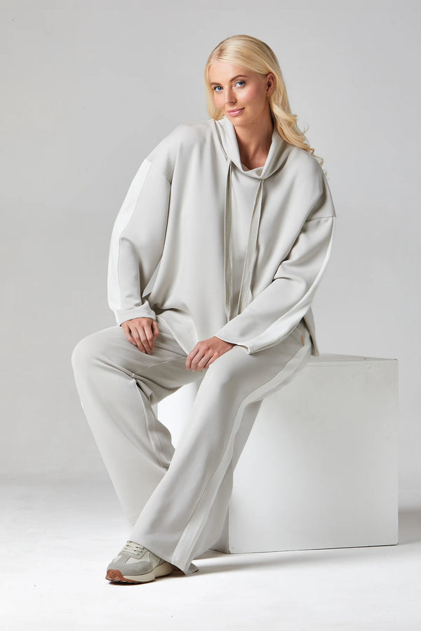 Olivia Trousers | Pebble/Wild Oat