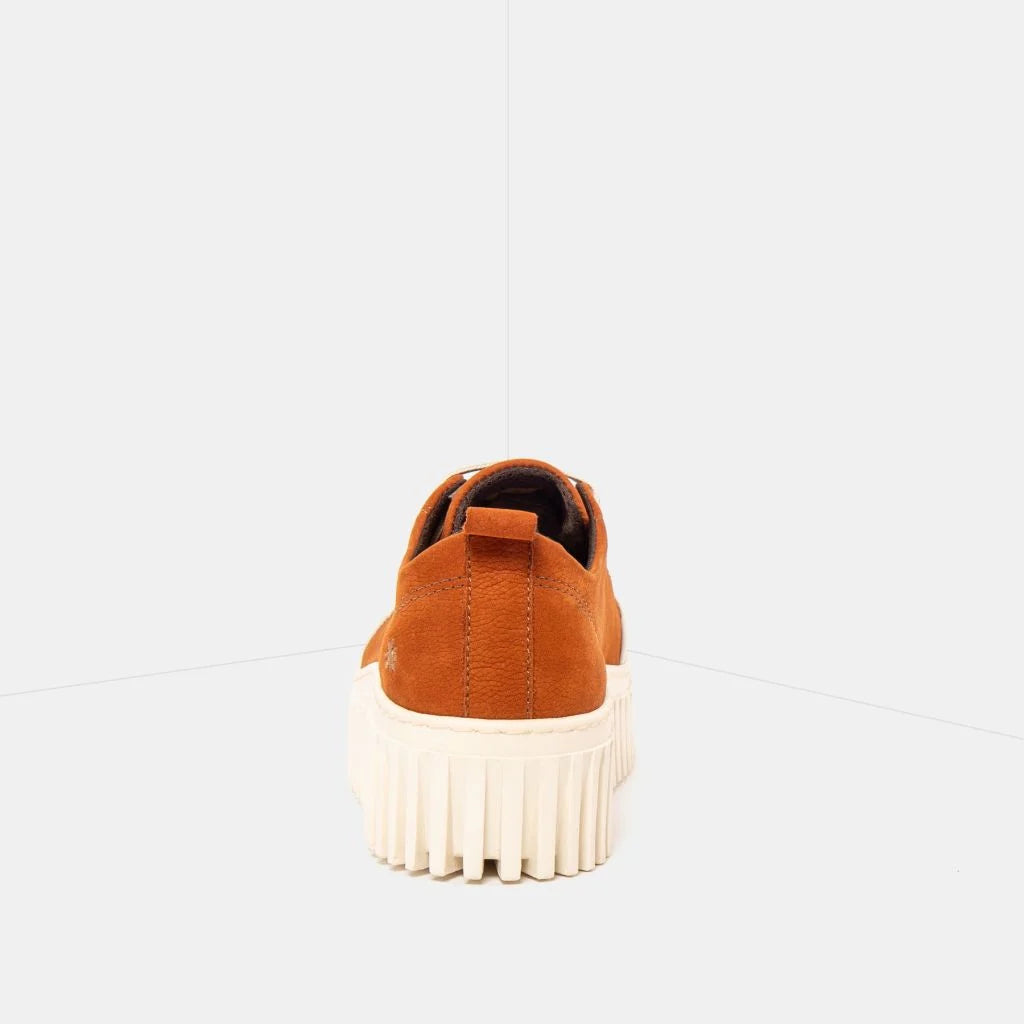Art | 1535 Brighton Nobuck | Orange