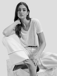 Lee V-Neck Regular Tee | Bright White
