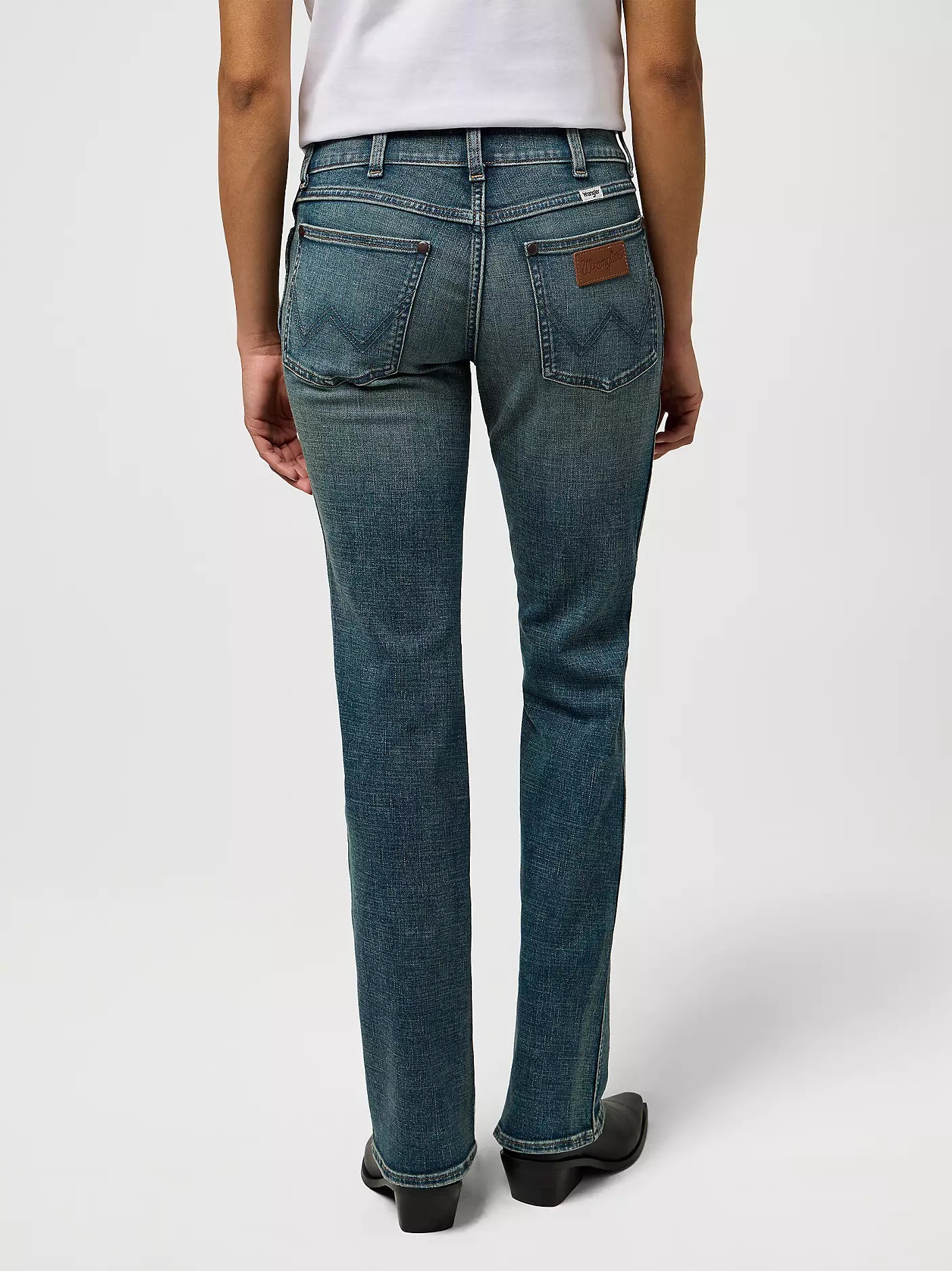 Low Rise Bold Boot Jean | Summit Shade