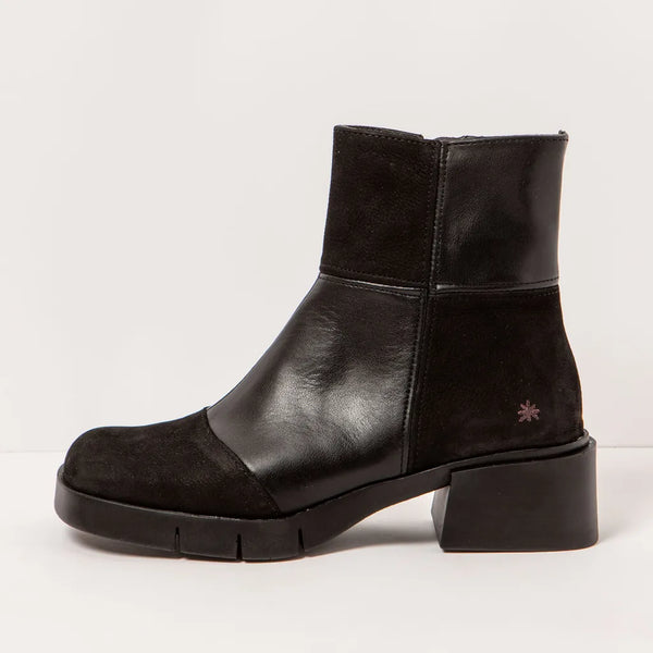 ART | Varsovia 1285 Retro Heeled Ankle Boot | Black Multi