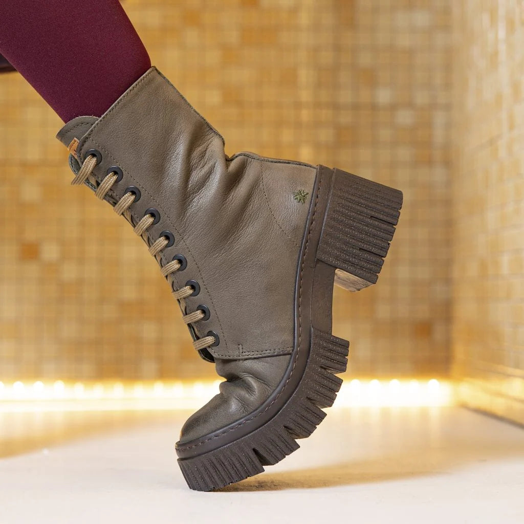 ART | York 1374 Chunky Lace Up Boot | Roma Khaki