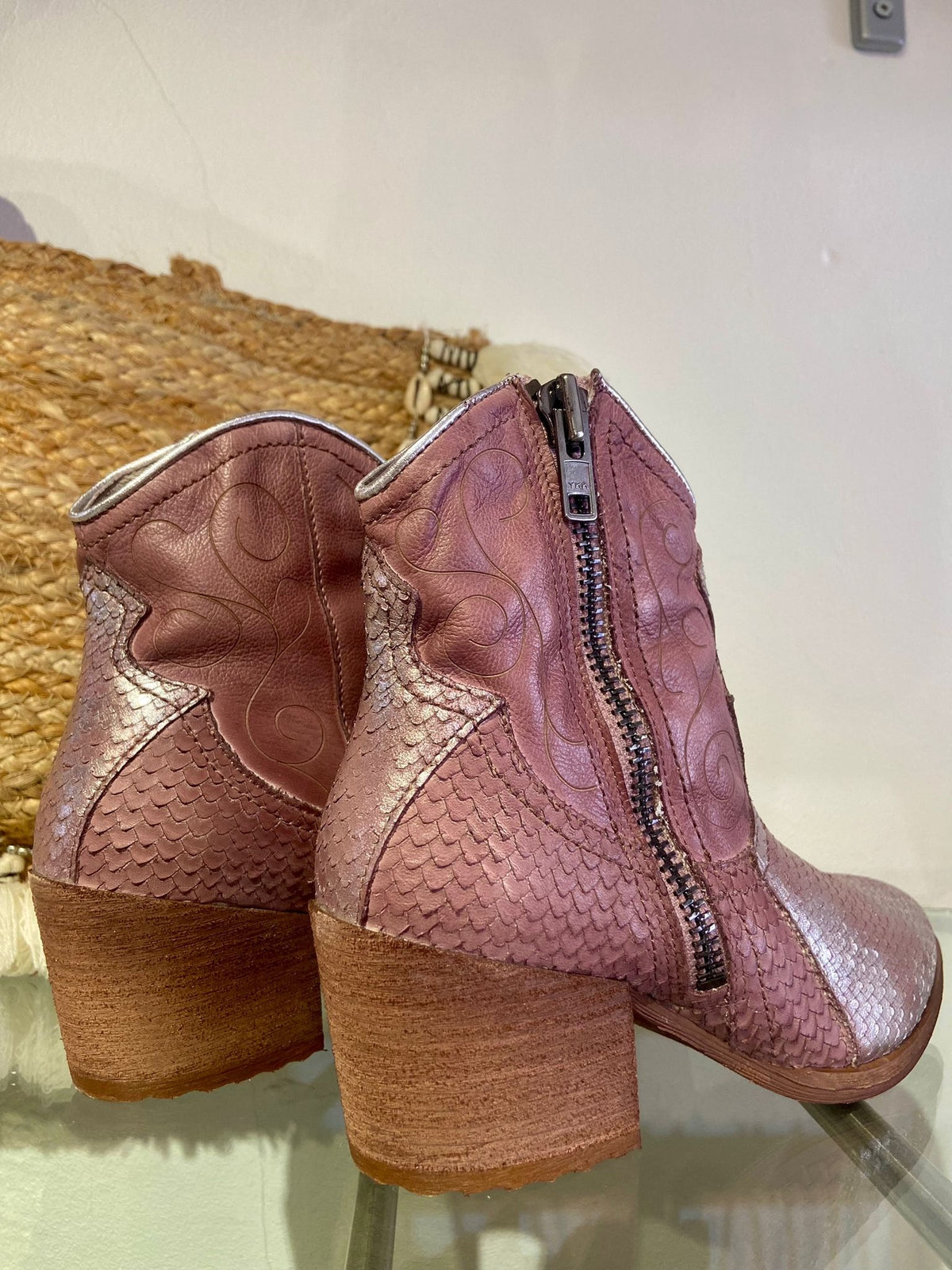 Felmini | Textured Metallic Leather Cowboy Boot | Lilac/Silver
