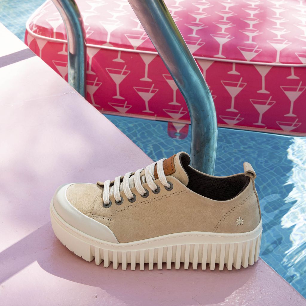 ART | 1535 Brighton Platform Leather Trainer | Cream