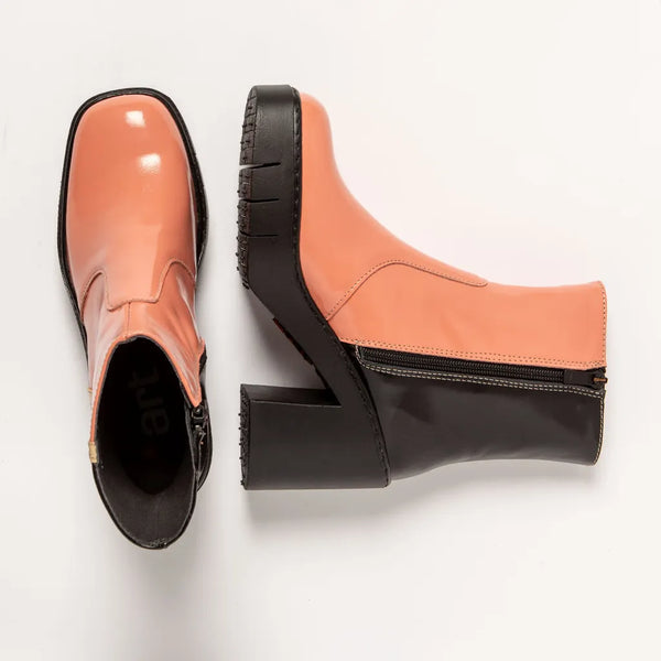 ART | 1974 Berna Retro Block Heel Boot | Nappa Shiny Flamingo/Black