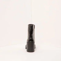 ART | 1974 Berna Retro Block Heel Boot | Nappa Shiny Flamingo/Black