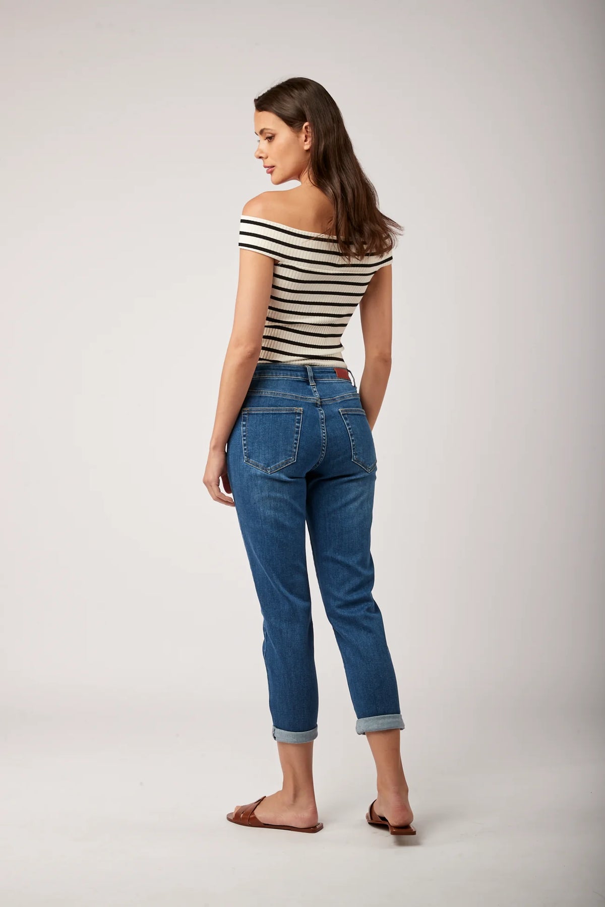 Toxik3 Boyfriend Jeans | Mid Blue Wash