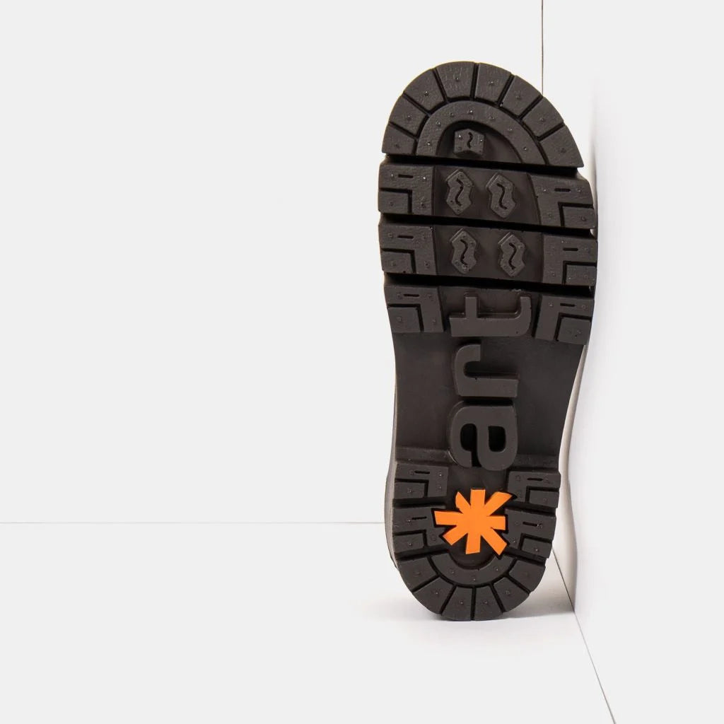 ART | Leeds 2042 Gladiator Sandal | Shiny Flamingo