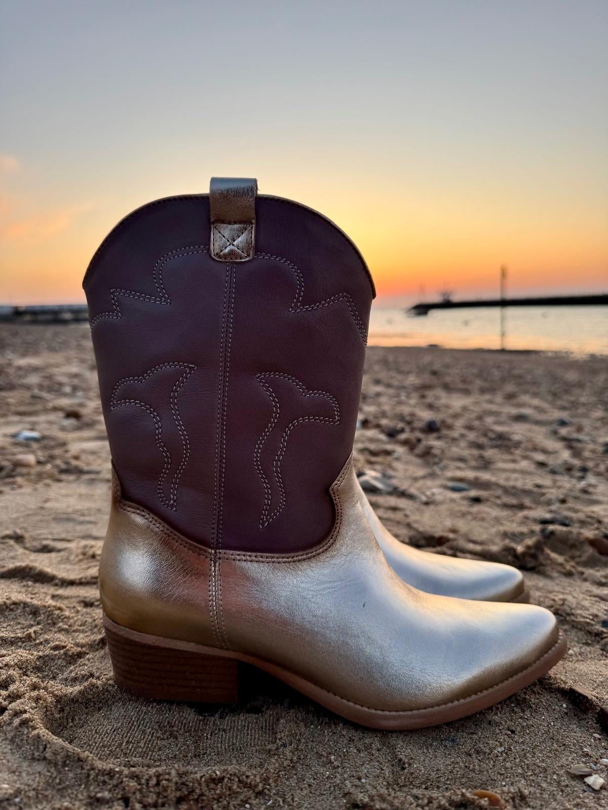 Felmini | Two Tone Cowboy Boots | Gold