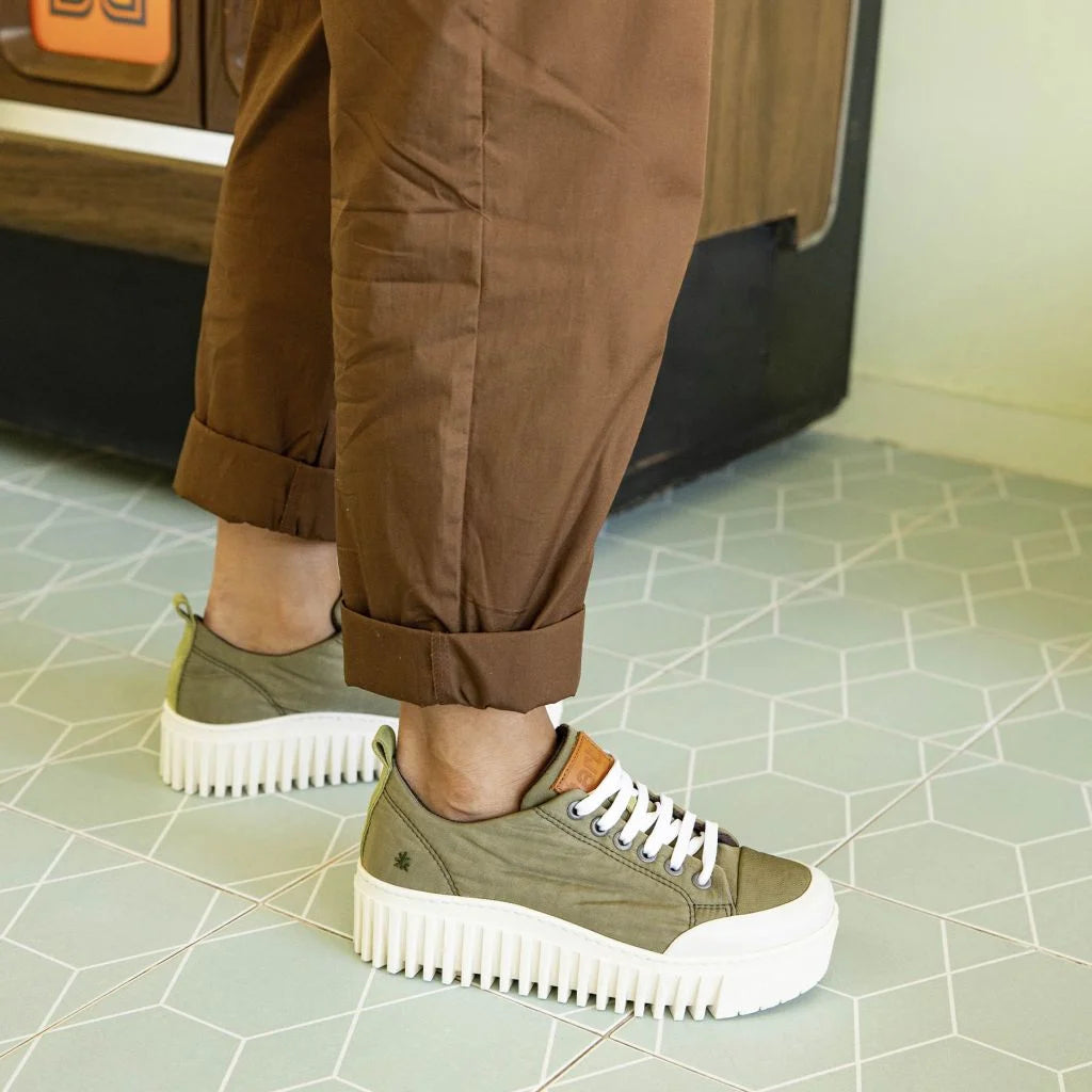 Art | 1534 Brighton Nylon | Salvia