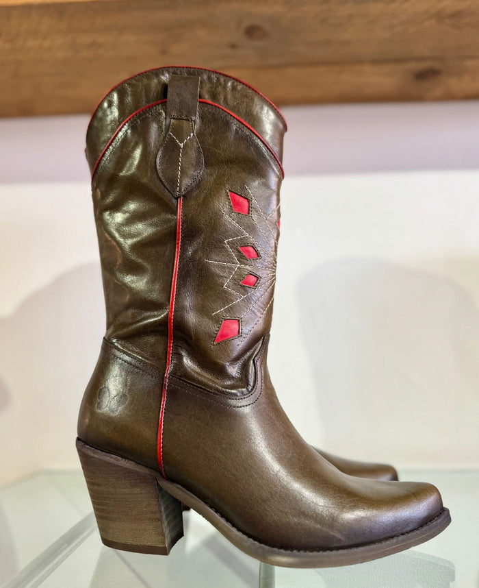 Felmini | Long Leather Cowboy Boot | Green/Red