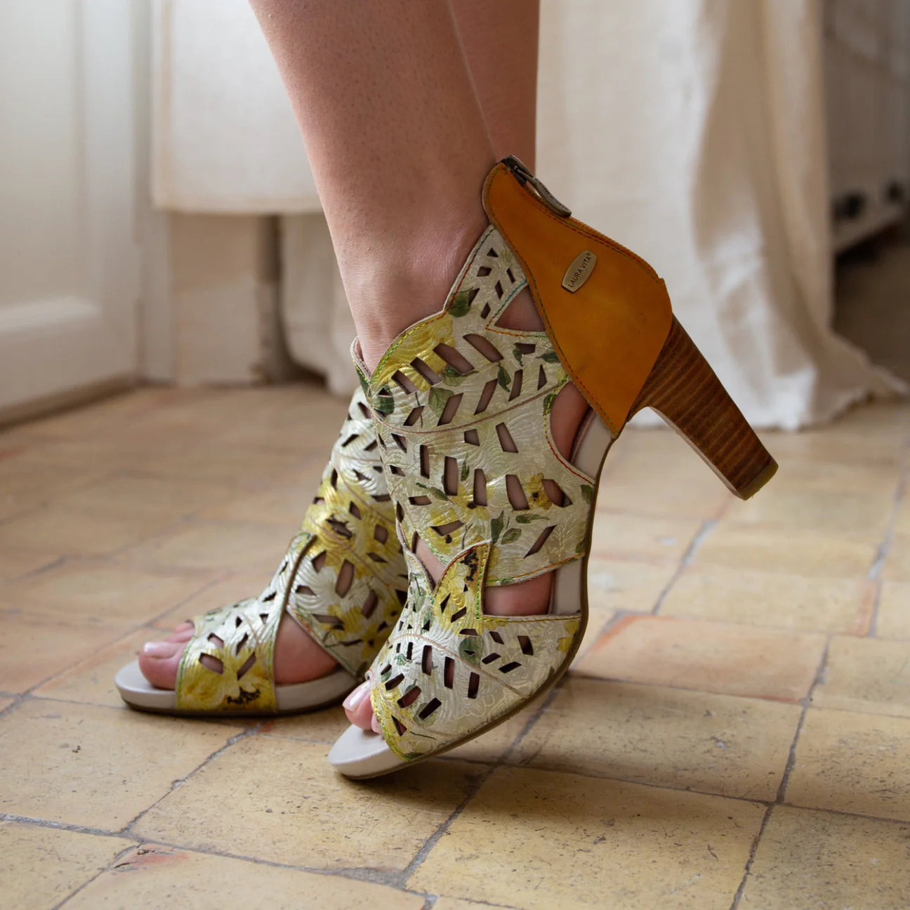 Laura Vita | Albane 048 Heeled Sandal | Citron