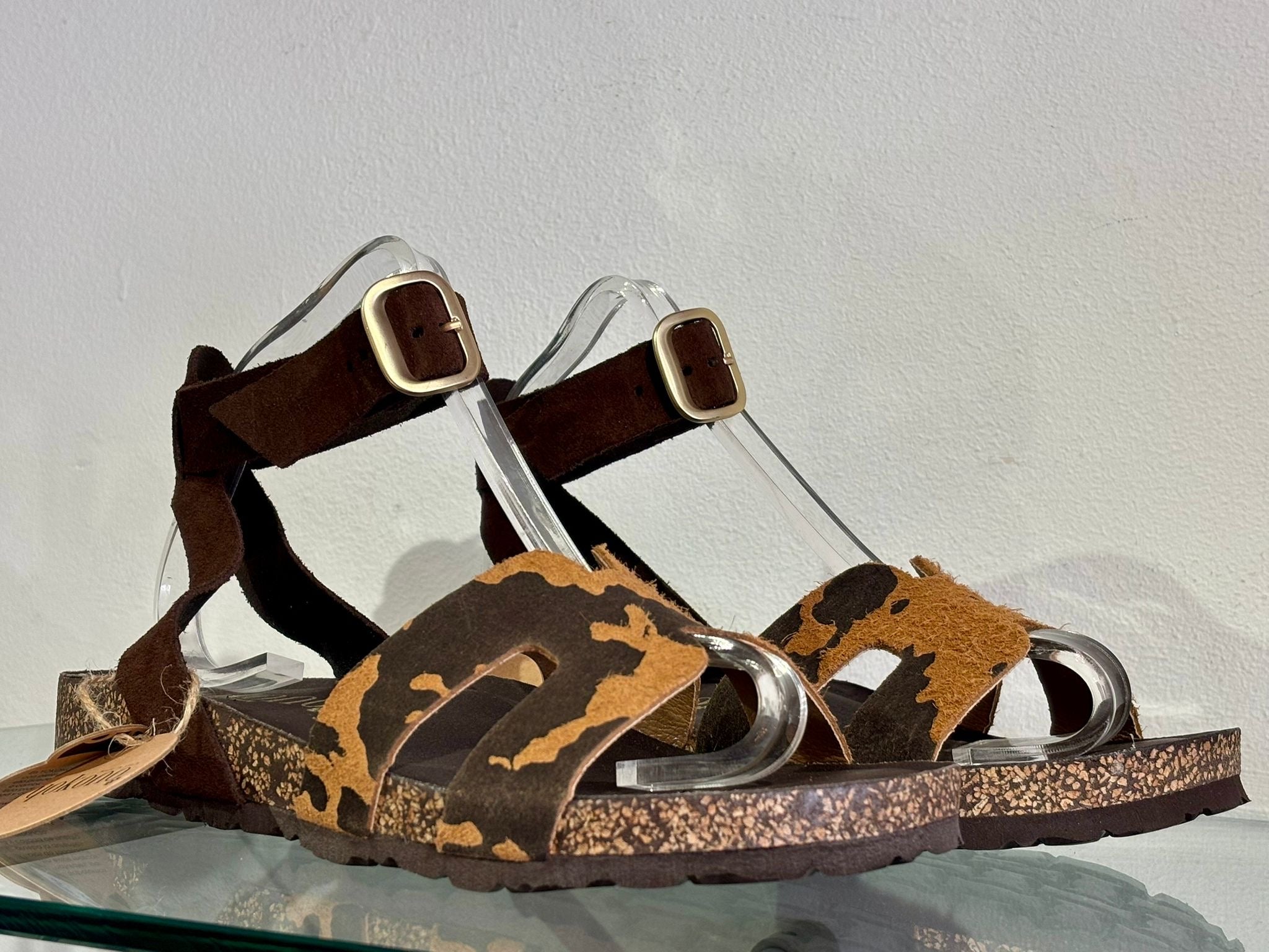 Yokono | JERBA-262 | Cow Print Flat Sandals with Ankle Strap | Beige/Brown