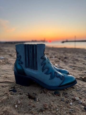 Short Two Tone Cowboy Boot | Teal