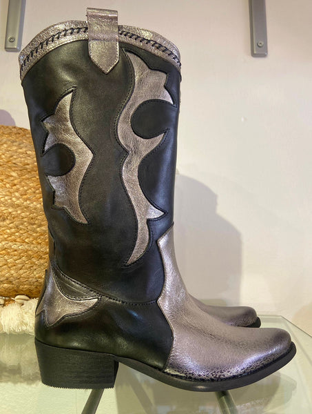 Long Two Tone Cowboy Boot | Black/Silver