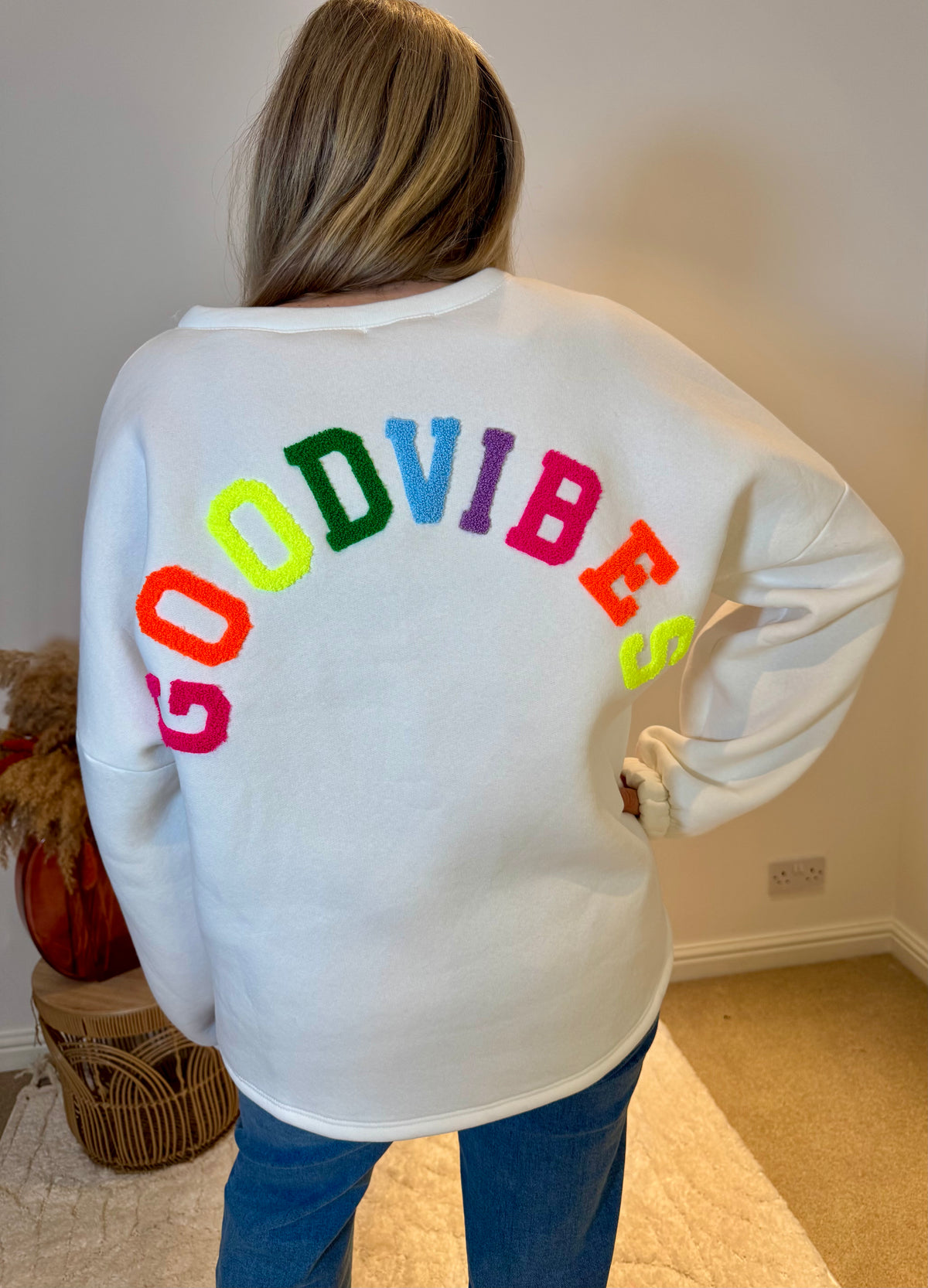 Good Vibes Soft Oversized Sweatshirt | White