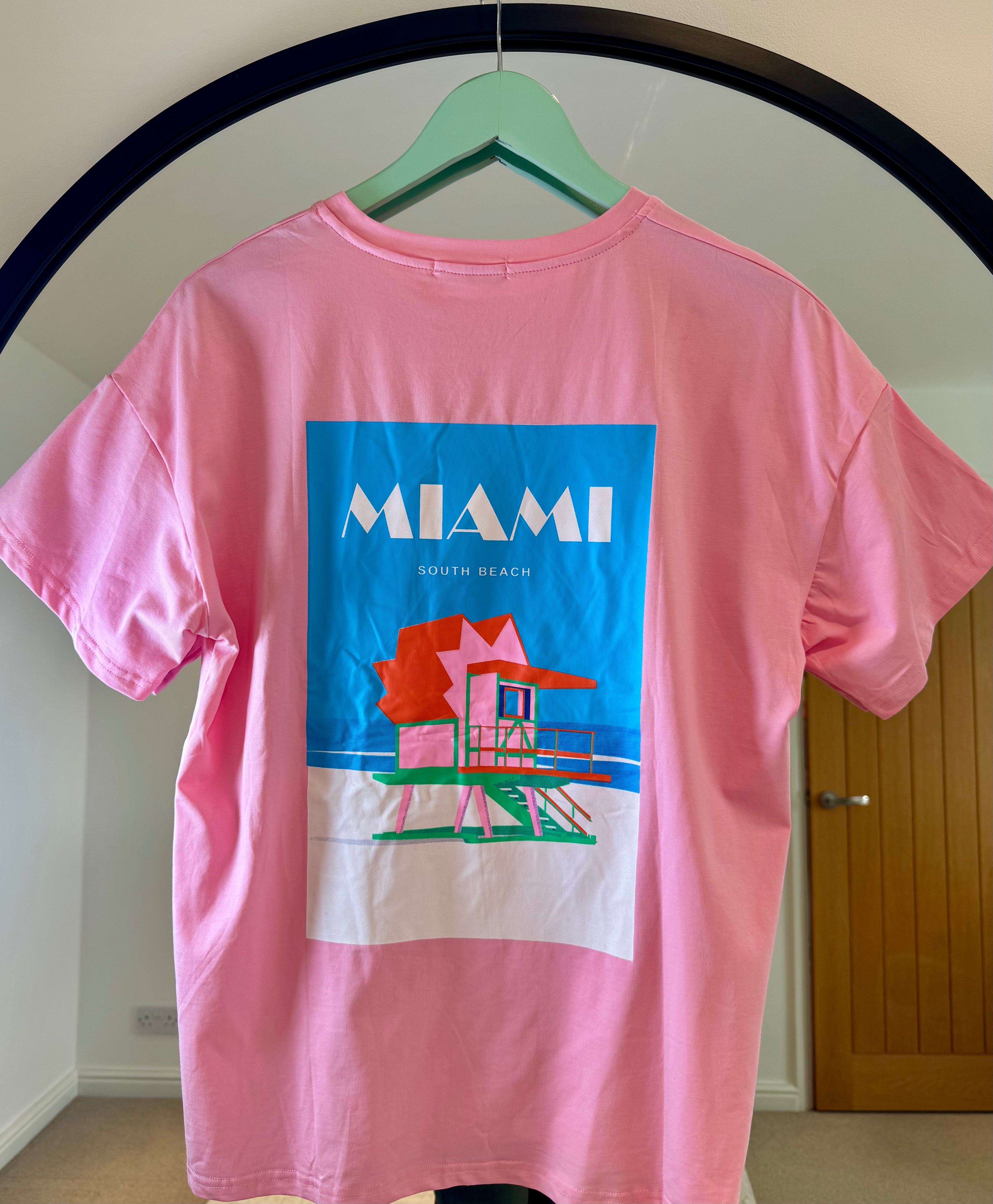 Miami Graphic Tee | Pink