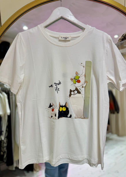 Quirky Cats Graphic Print Tee | Off White