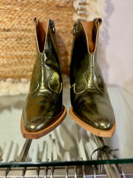 Metallic Heeled Short Cowboy Boot | 06106 | Olive Green