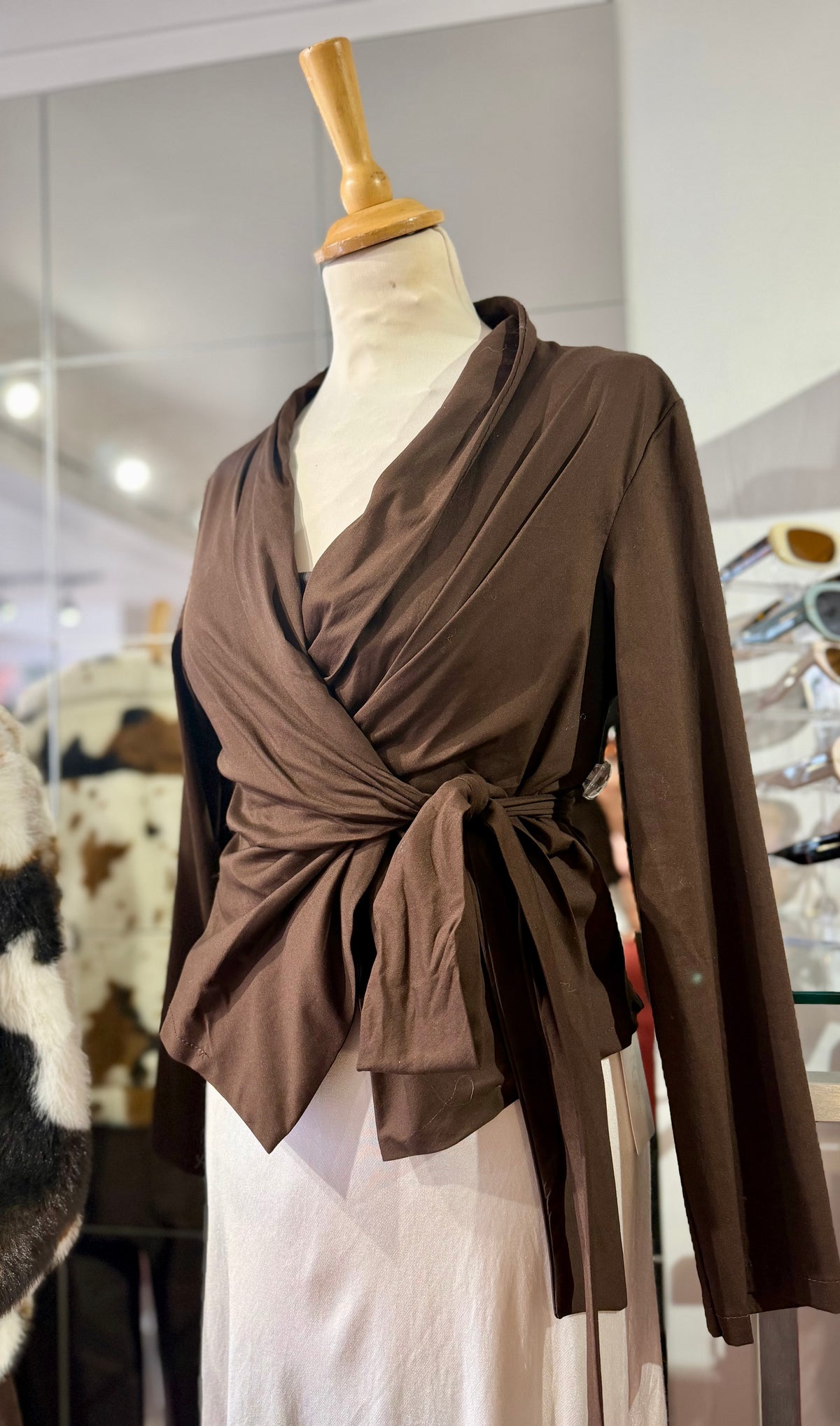 Lightweight Stretch Wrap Jacket | Chocolate