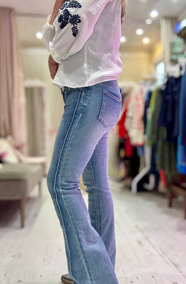 Melly & Co | Fitted Flared Seamed Jeans | Vintage Wash