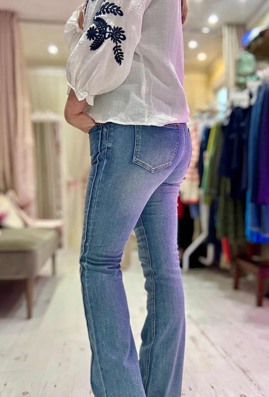 Melly & Co | Fitted Flared Seamed Jeans | Vintage Wash