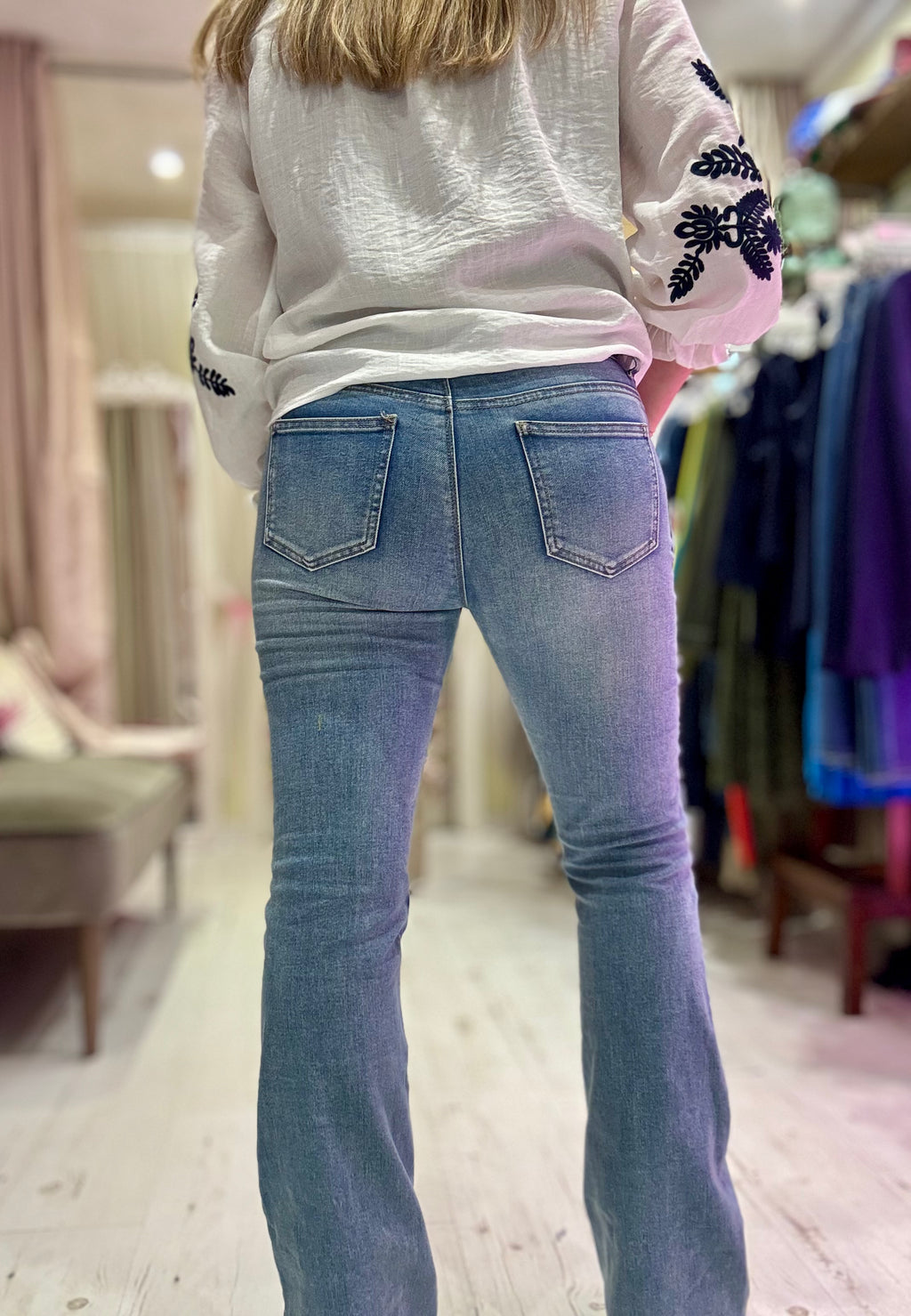 Melly & Co | Fitted Flared Seamed Jeans | Vintage Wash