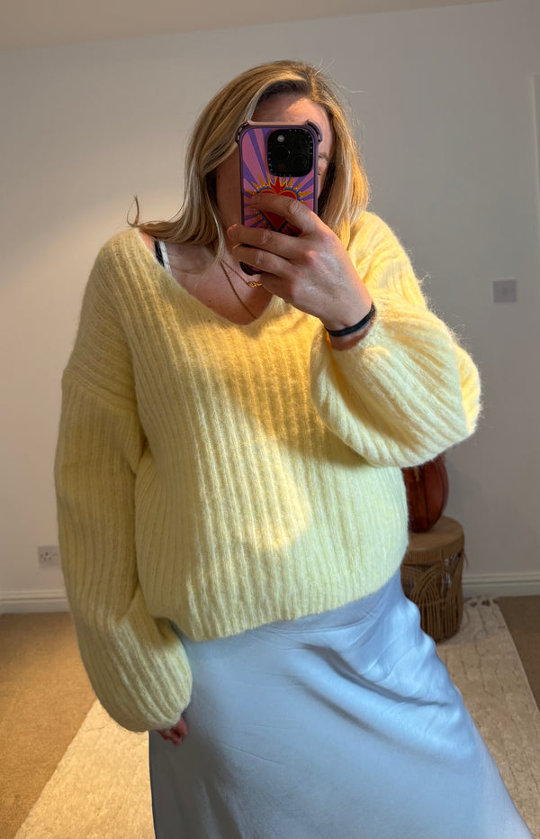 V-Neck Ribbed Wide Sleeve Jumper | Soft Yellow