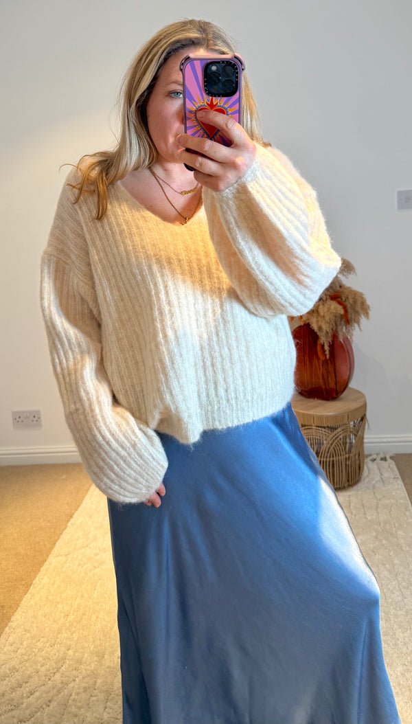 V-Neck Ribbed Wide Sleeve Jumper | Cream