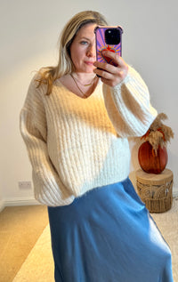 V-Neck Ribbed Wide Sleeve Jumper | Cream