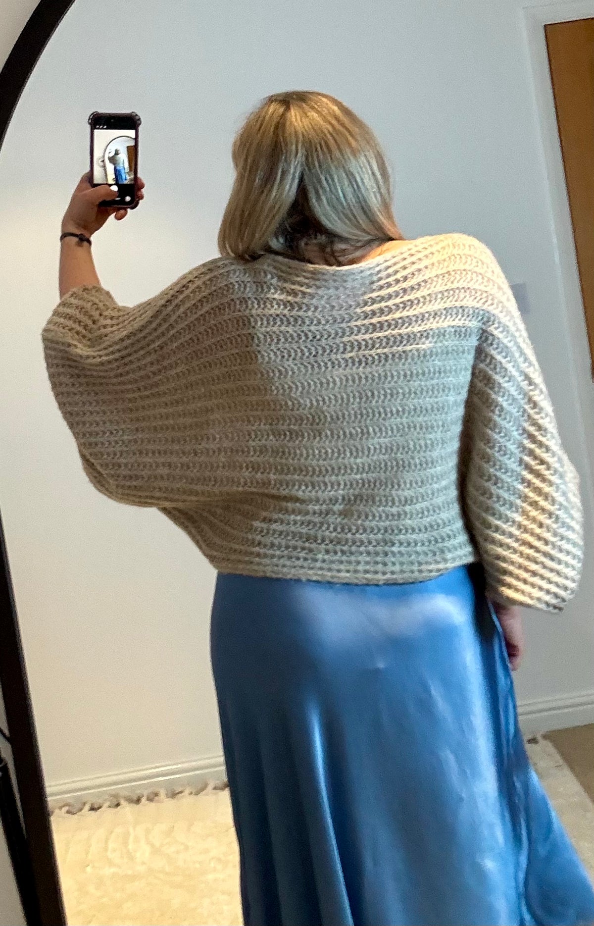 Knot Front Cropped Jumper | Taupe