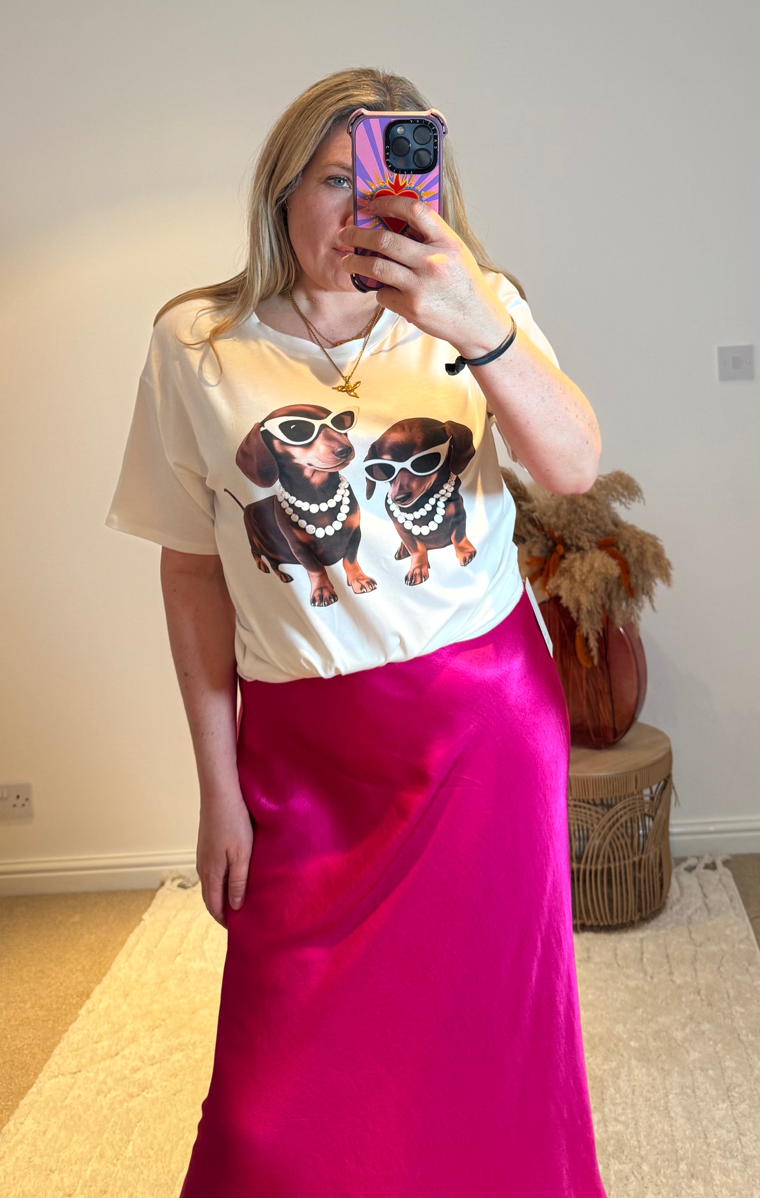 Sausage Dog Divas Graphic Tee | White