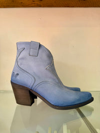 Felmini | Nubuck Heeled Cowboy Boot | Powder Blue