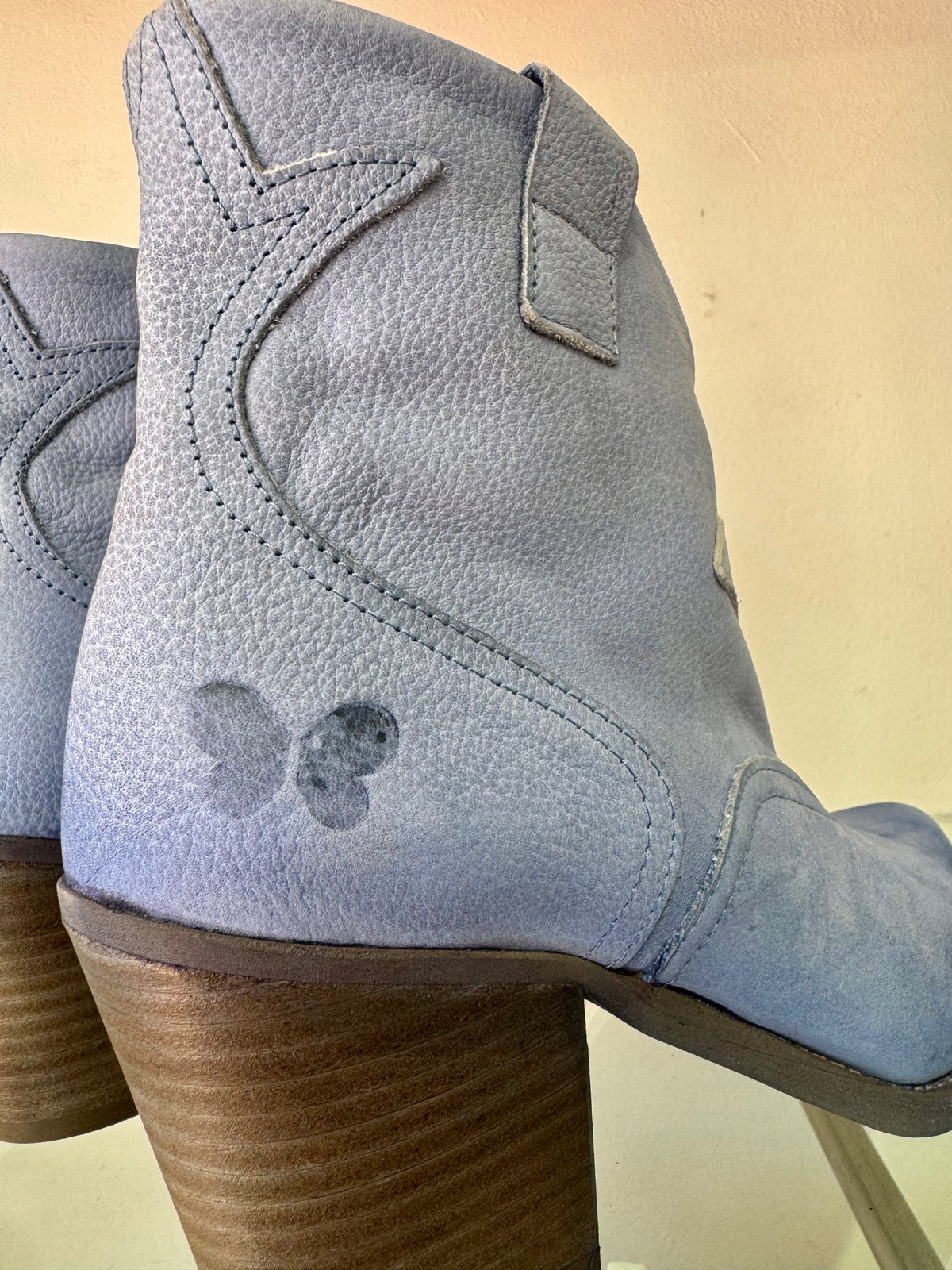 Felmini | Nubuck Heeled Cowboy Boot | Powder Blue