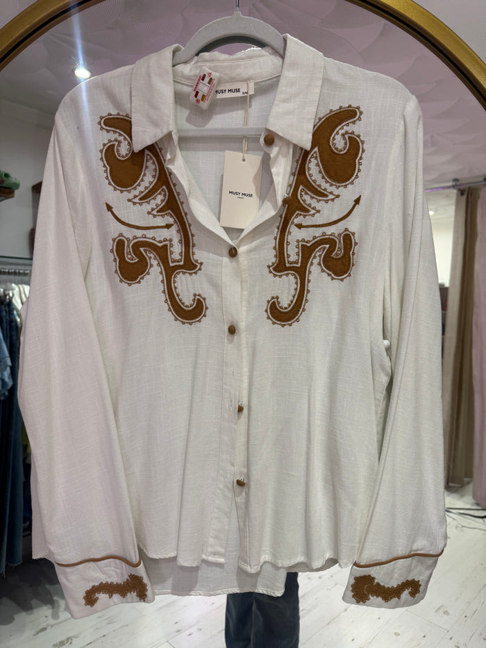 Western Style Fitted Shirt | White/Tan