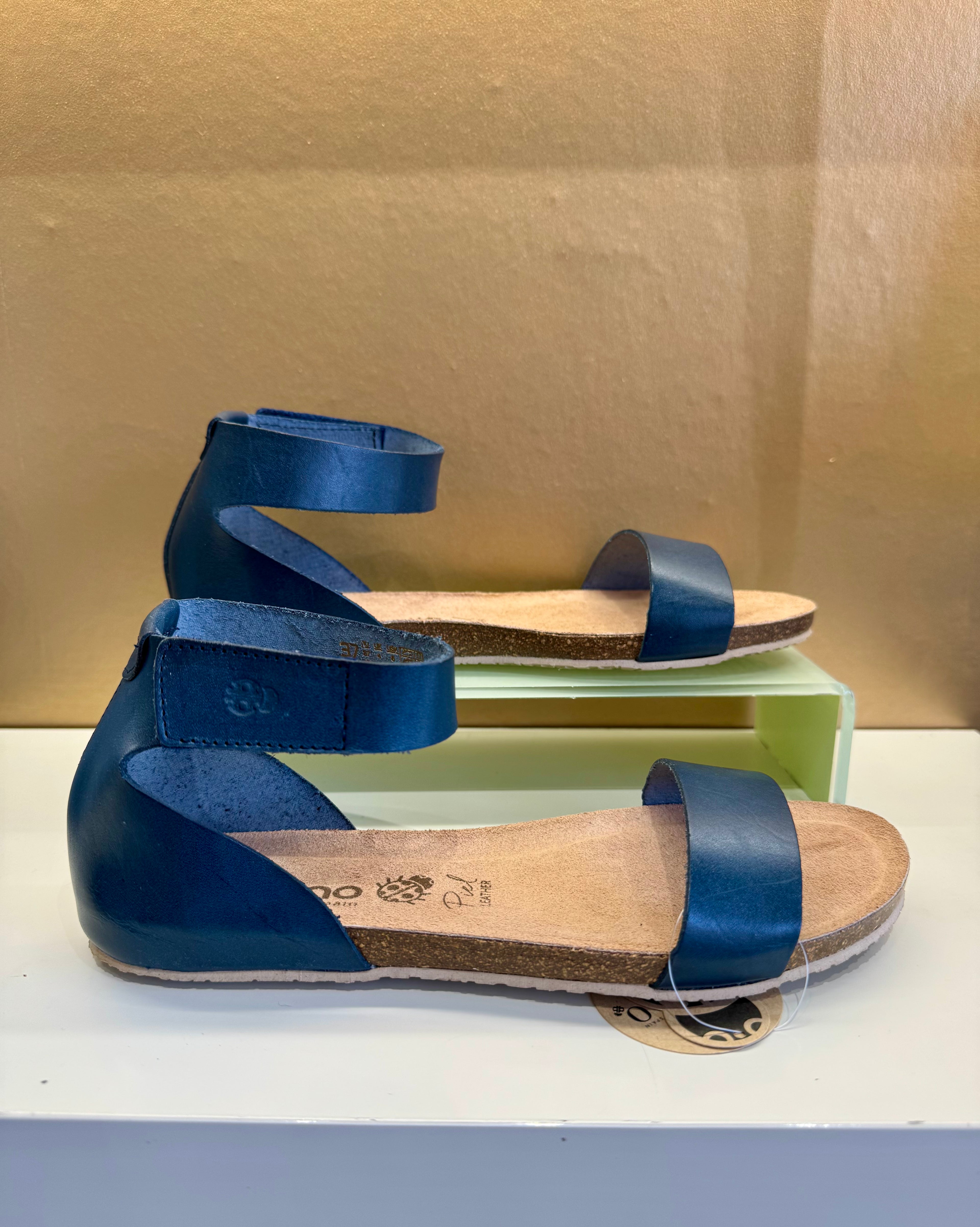 Yokono | Genova-400 | Flat Sandal with Ankle Strap | Navy
