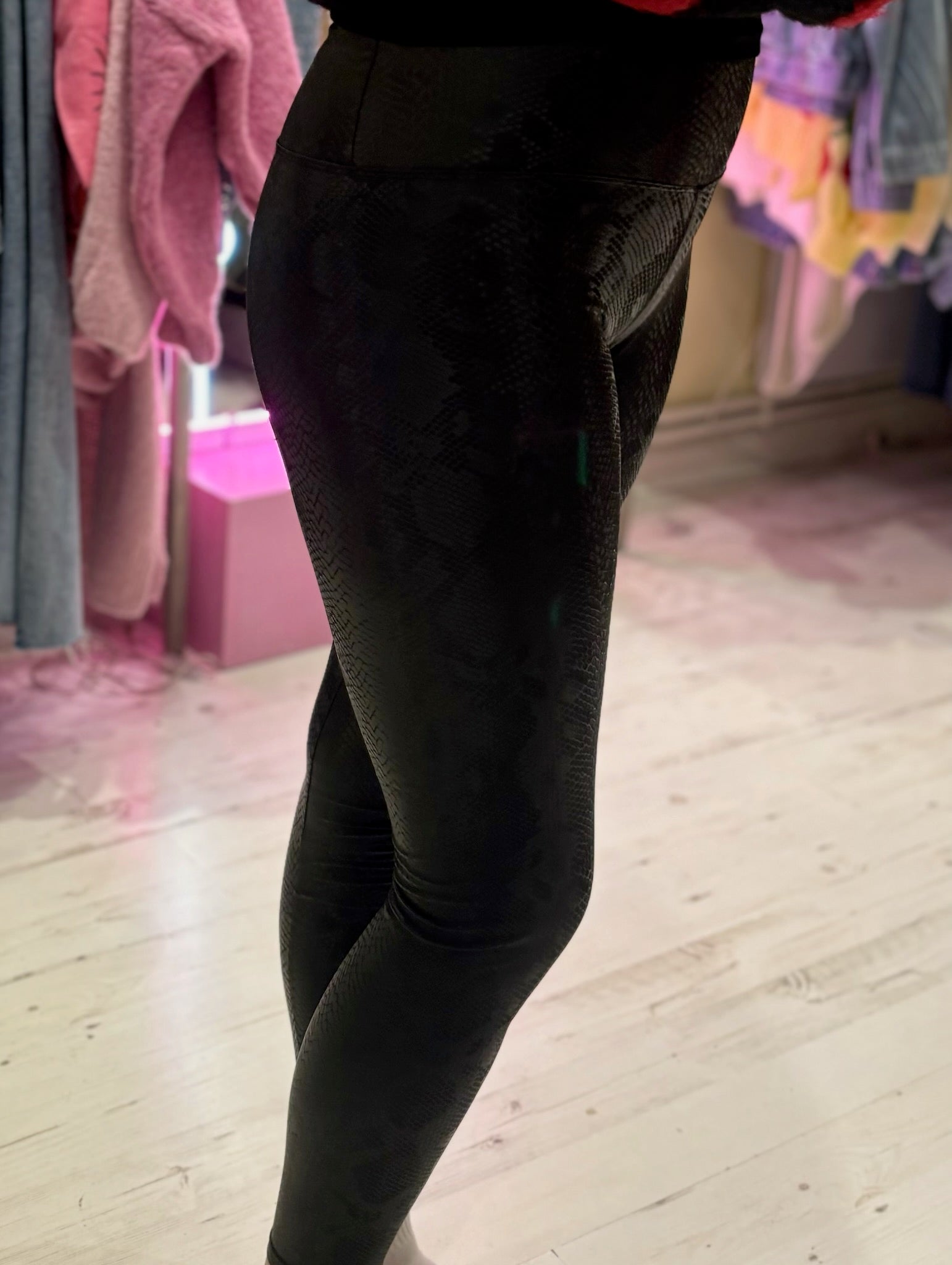 Snake Print Leggings | Black