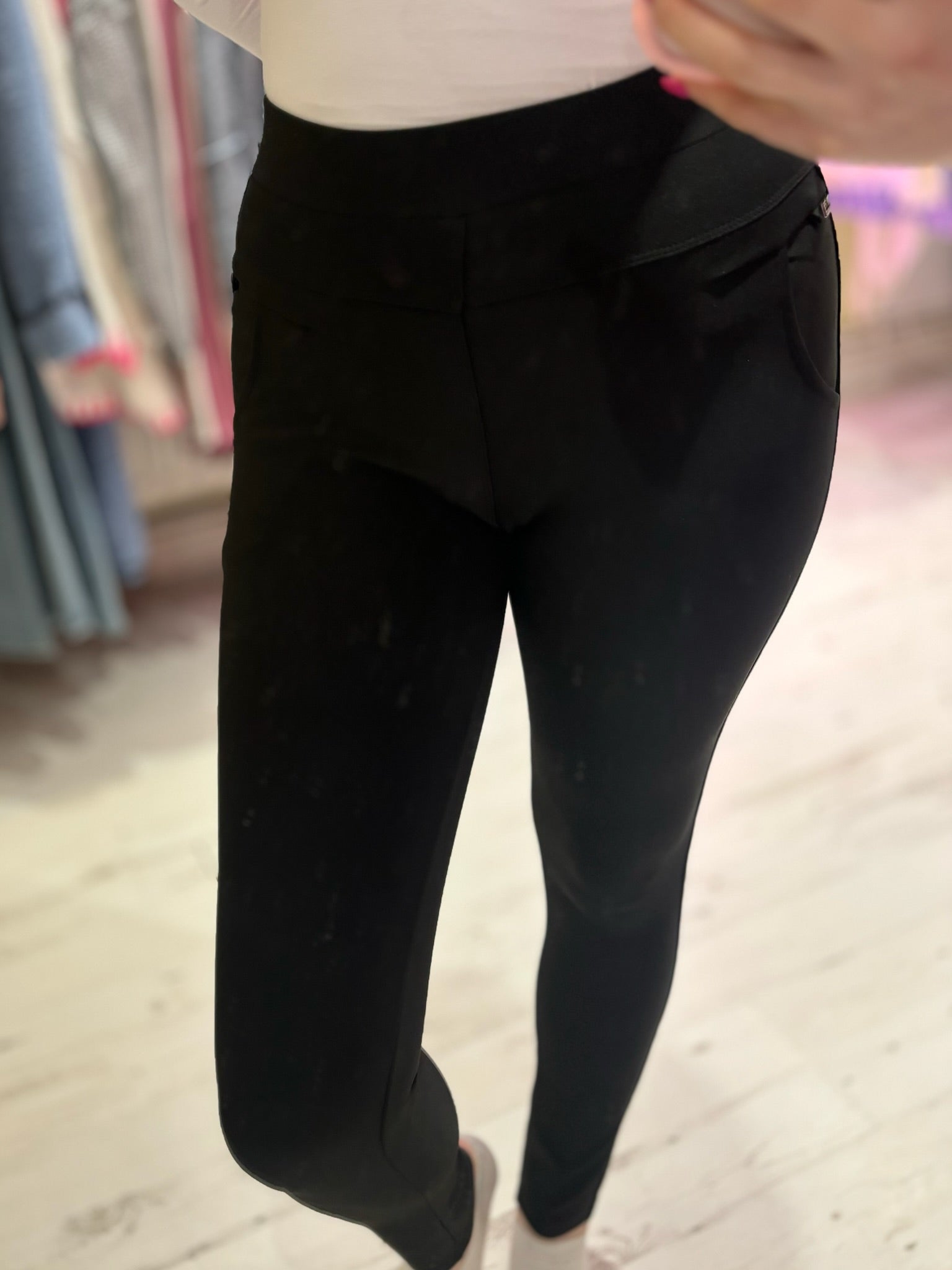 Straight Leg Trousers | Black