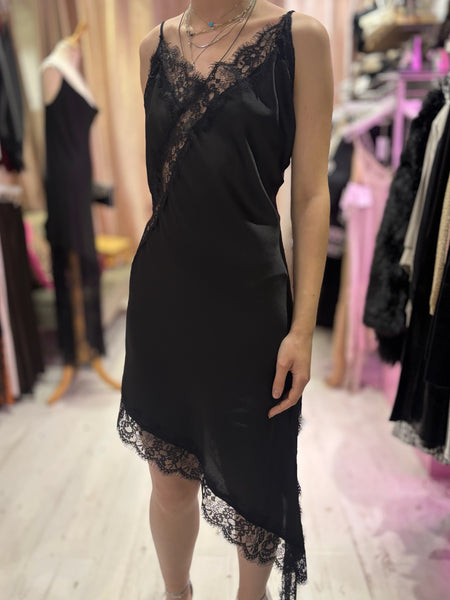 Lace Detail Satin Asymmetric Dress | Black