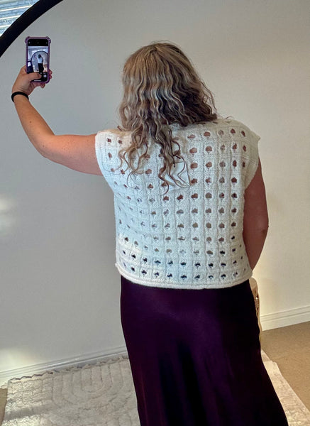 Flower Button Chunky Knitted Waistcoat | Cream