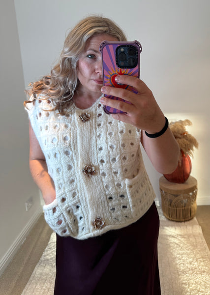 Flower Button Chunky Knitted Waistcoat | Cream