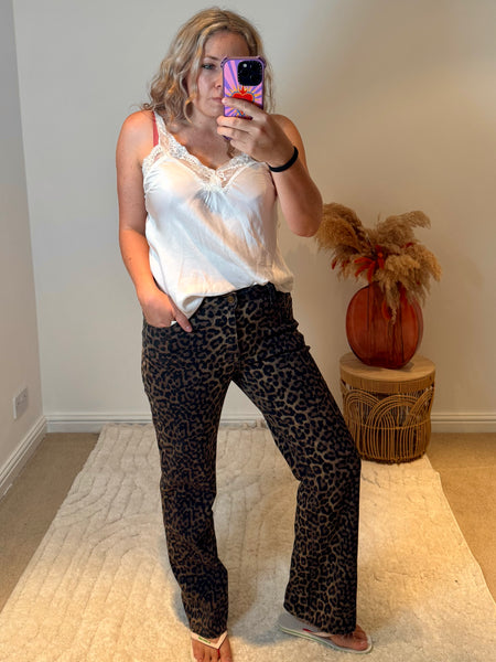 Folyrose Leopard Wide Leg Raw Hem Jeans | Brown Multi