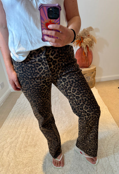 Folyrose Leopard Wide Leg Raw Hem Jeans | Brown Multi