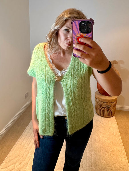 Sun Brooch Detail Knitted Waistcoat | Pistachio Green