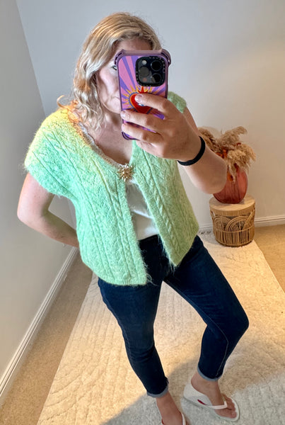 Sun Brooch Detail Knitted Waistcoat | Pistachio Green