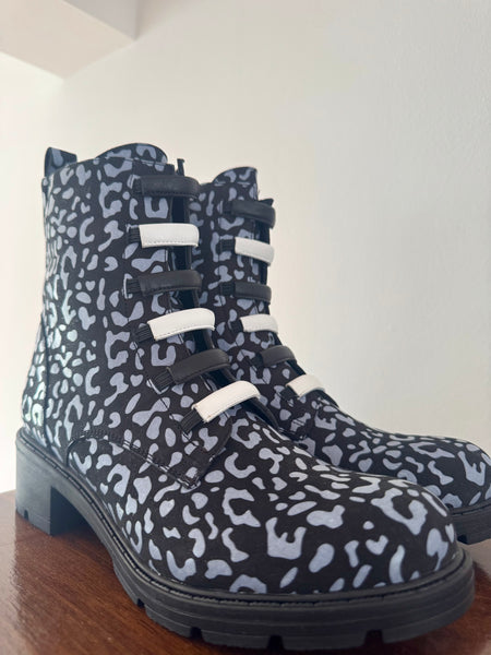 Adesso | Amelia Dalmation Ankle Boot | Black Multi